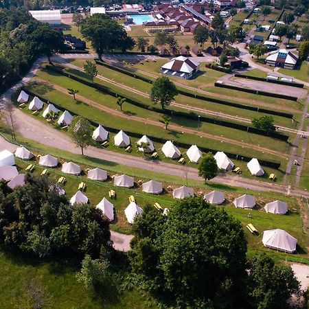 Kampaoh Deva Hotel Gijon Bagian luar foto